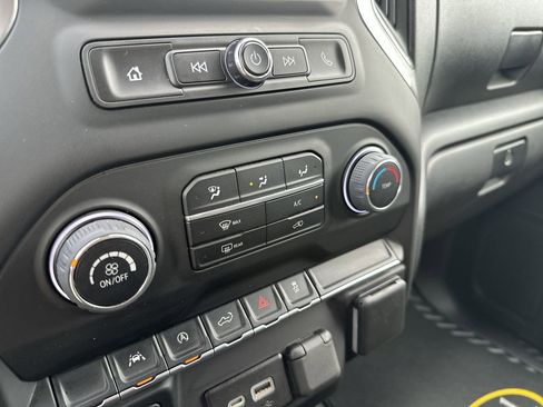 Certified 2022 Chevrolet Silverado 1500 Custom w/ LPO, Dark Essentials Package image 18