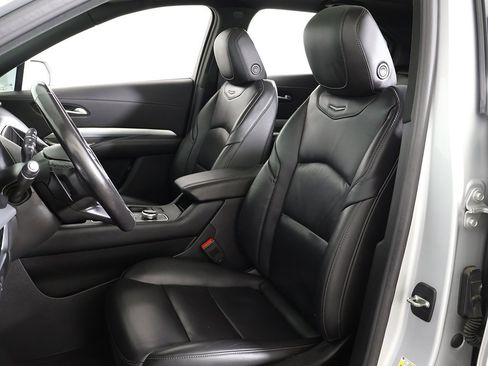 Used 2020 Cadillac XT4 Premium Luxury w/ Cold Weather Package image 33