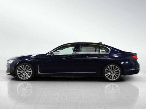 Used 2020 BMW 750i xDrive w/ Executive Package AWD/4WD image 2