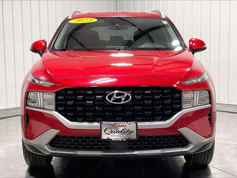 Used 2023 Hyundai Santa Fe SEL image 2