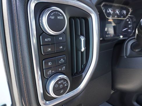 Certified 2023 GMC Sierra 3500 AT4 w/ AT4 Preferred Package AWD/4WD image 23
