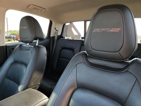Used 2019 Chevrolet Colorado ZR2 w/ ZR2 Dusk Special Edition image 24