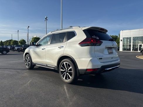 Used 2019 Nissan Rogue SL w/ Premium Package FWD image 5