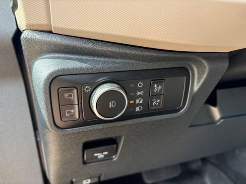 Used 2023 Ford Bronco Wildtrak AWD/4WD image 17