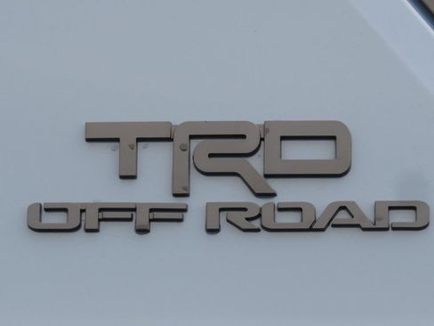 New 2025 Toyota 4Runner TRD Off-Road Premium AWD/4WD image 8