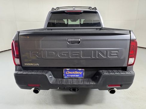 Used 2025 Honda Ridgeline RTL image 7