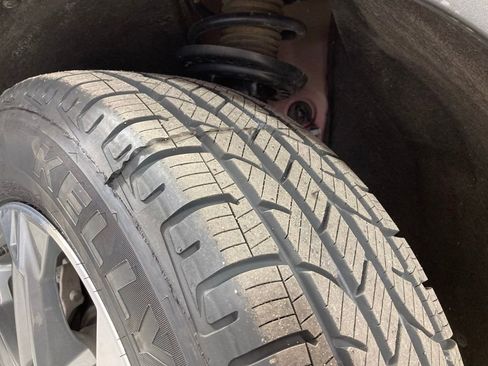 Used 2025 Chevrolet Blazer LT image 23