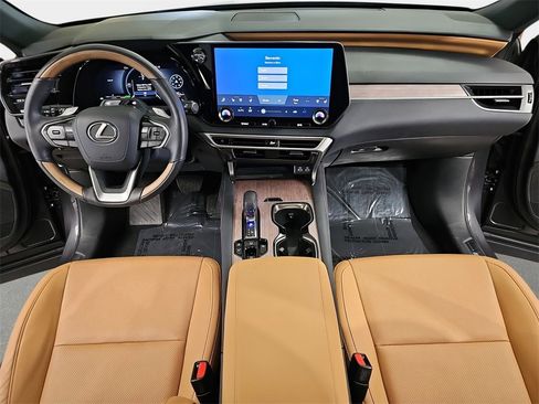Certified 2025 Lexus RX 350h w/ Convenience Package image 9