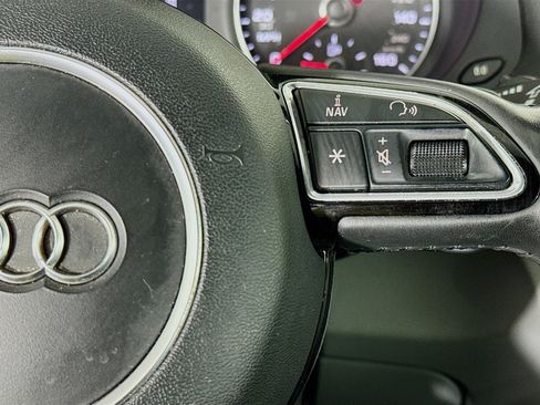 Used 2018 Audi Q3 2.0T Premium Plus w/ Premium Plus Package image 14