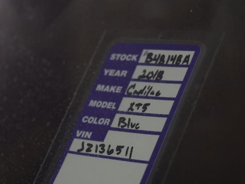 Used 2018 Cadillac XT5 Platinum w/ Driver Assist Package image 25