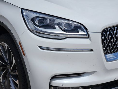 Used 2020 Lincoln Aviator Reserve w/ Equipment Group 202A AWD/4WD image 10