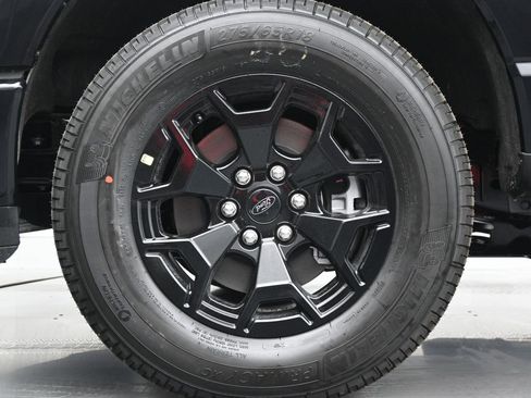 New 2025 Ford F150 Lightning XLT image 25