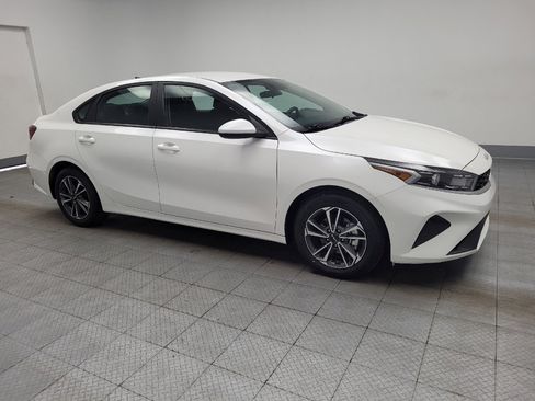 Used 2024 Kia Forte LXS FWD image 11