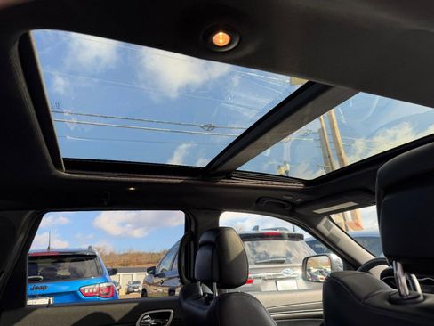 Used 2020 Jeep Grand Cherokee Limited w/ Luxury Group II image 11