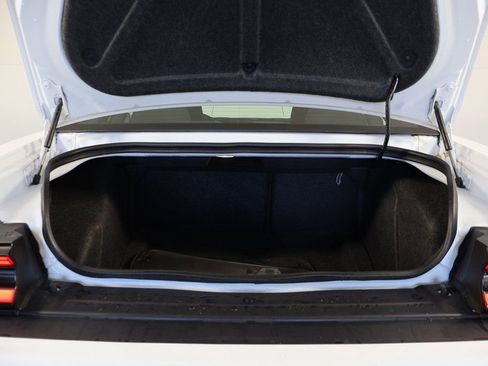 Used 2022 Dodge Challenger SRT Hellcat image 12