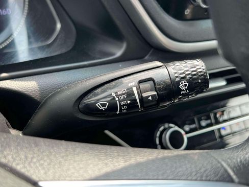 Used 2023 Hyundai Sonata SE FWD image 20