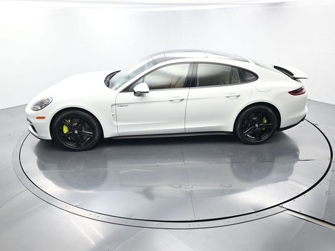 Used 2018 Porsche Panamera 4 image 35