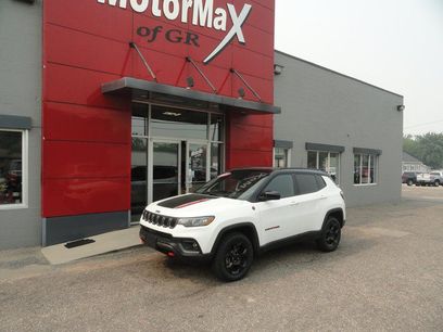 Used 2023 Jeep Compass Trailhawk