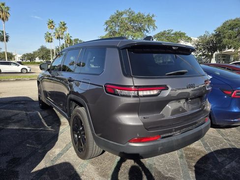 Used 2023 Jeep Grand Cherokee L Limited w/ Luxury Tech Group II RWD image 4
