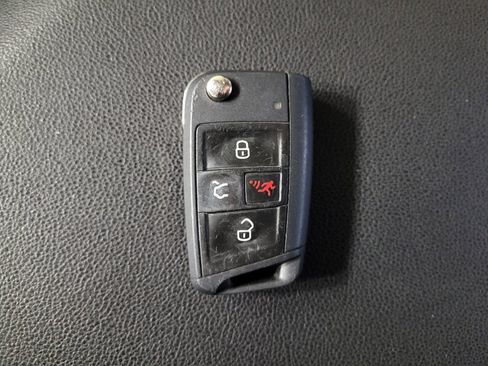 Used 2018 Ford Fusion S image 32