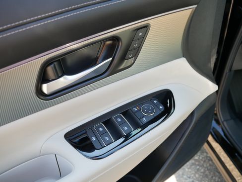 Certified 2025 Nissan Murano SL AWD/4WD image 19
