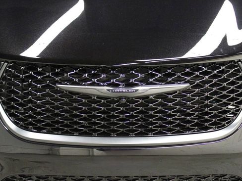 New 2026 Chrysler Pacifica Select w/ S Appearance Package image 34