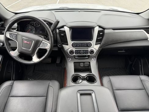 Used 2020 GMC Yukon SLT w/ Premium Edition AWD/4WD image 21