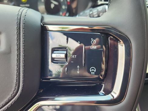 New 2026 Land Rover Range Rover Velar Dynamic SE image 20