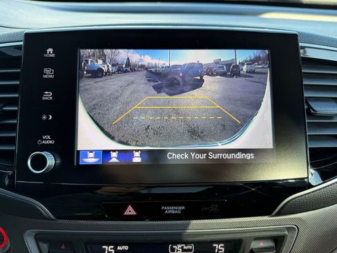 Used 2022 Honda Ridgeline Sport image 19