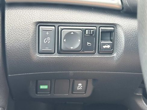 Used 2019 Nissan Sentra SV FWD image 24