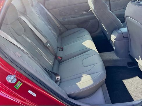 Certified 2025 Hyundai Elantra Sport image 24