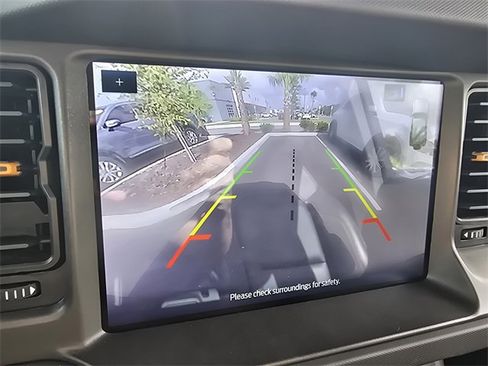 Used 2024 Ford Bronco Badlands image 31