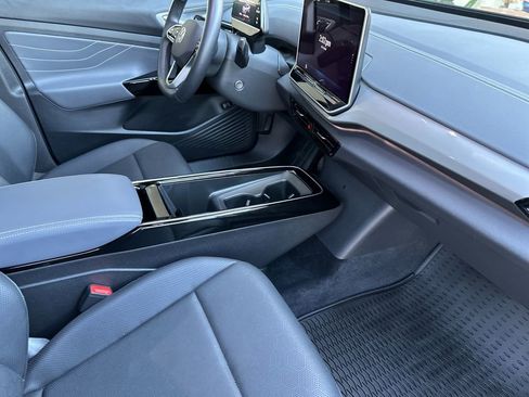 Used 2025 Volkswagen ID.4 Pro S RWD image 15