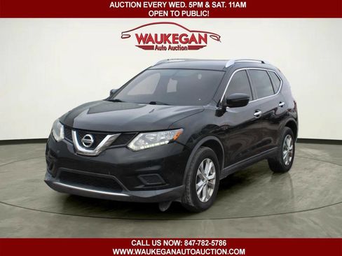 Used 2016 Nissan Rogue SV image 1