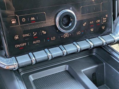Used 2024 GMC Acadia Elevation FWD image 17