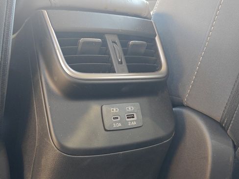 Used 2024 Subaru Outback Premium image 26