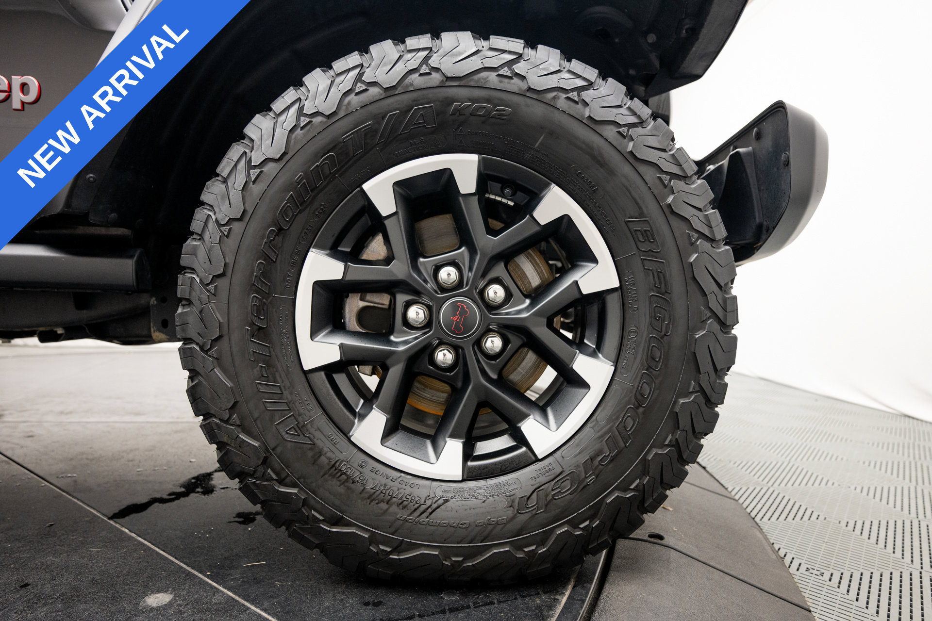 Used 2025 Jeep Wrangler Unlimited Rubicon AWD/4WD image 22