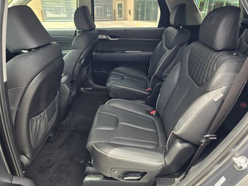 Used 2023 Hyundai Palisade Limited AWD/4WD image 11