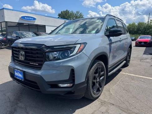 Used 2025 Honda Passport Black Edition image 6