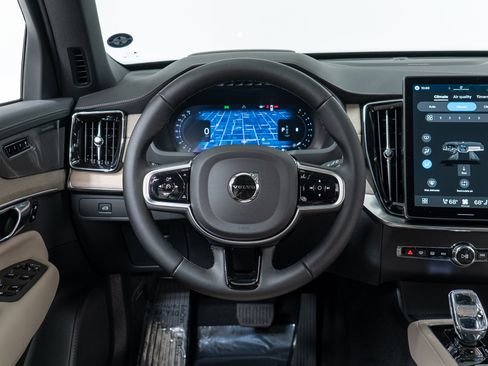 New 2026 Volvo XC90 B6 Ultra w/ Protection Package AWD/4WD image 17