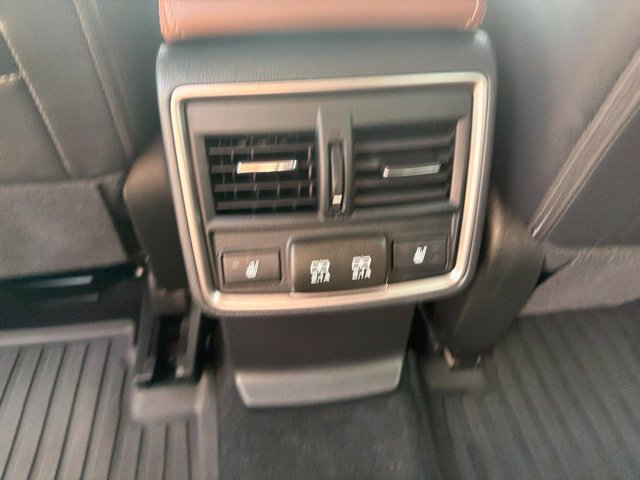 Used 2024 Subaru Forester Touring AWD/4WD image 30