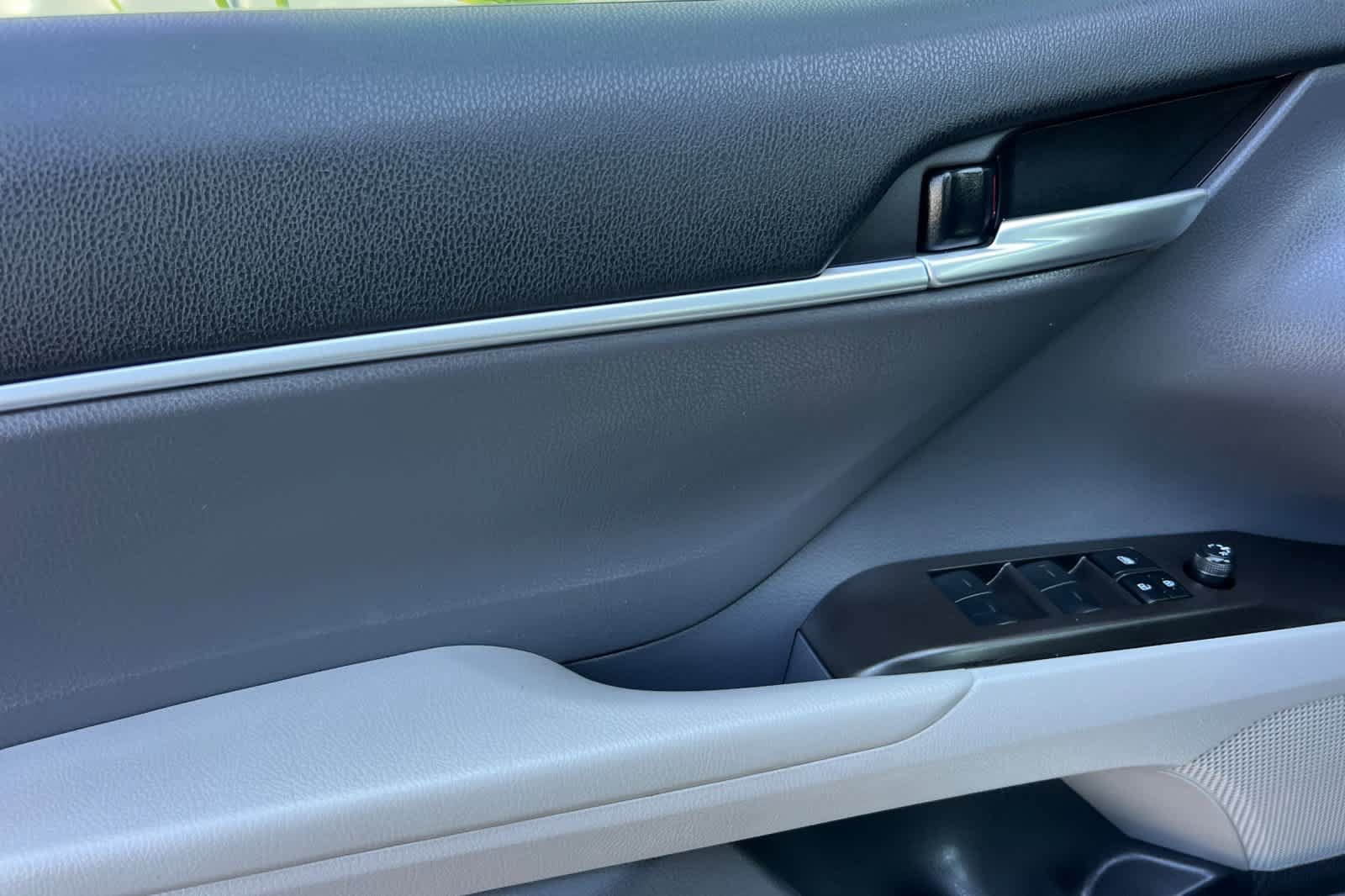 Certified 2023 Toyota Camry LE FWD image 12