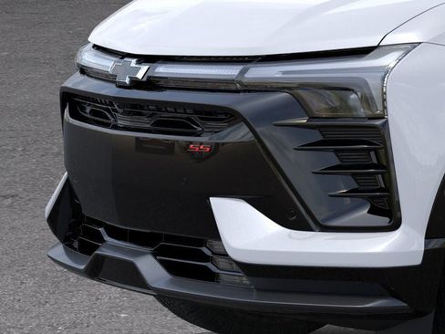 New 2026 Chevrolet Blazer EV SS AWD/4WD image 13