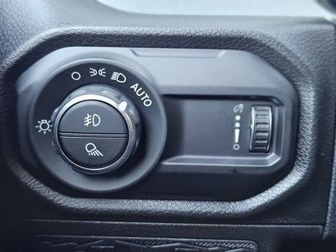 New 2026 Jeep Gladiator Sport AWD/4WD image 18