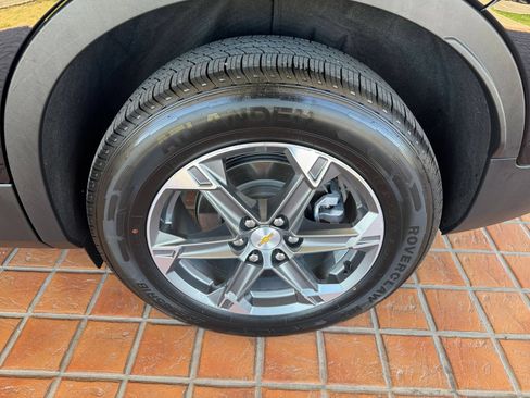 Used 2025 Chevrolet Blazer LT FWD image 26