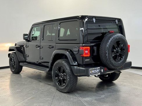 Used 2021 Jeep Wrangler Unlimited Sahara image 5