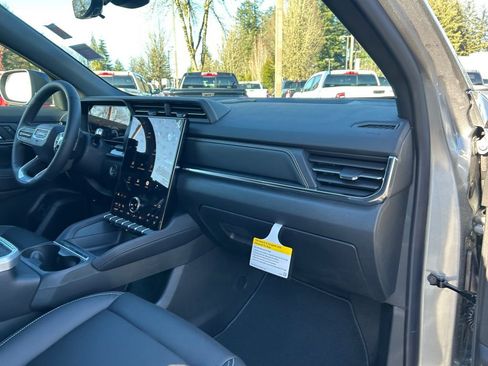 New 2026 GMC Terrain Elevation w/ Elevation Premium Package image 26