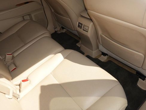 Used 2014 Lexus RX 450h FWD image 24