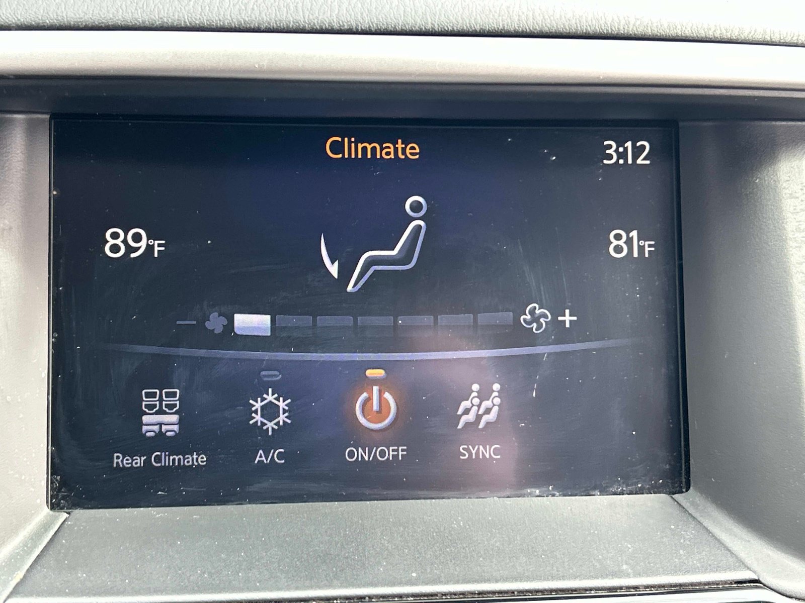Used 2019 Nissan Pathfinder SV AWD/4WD image 28