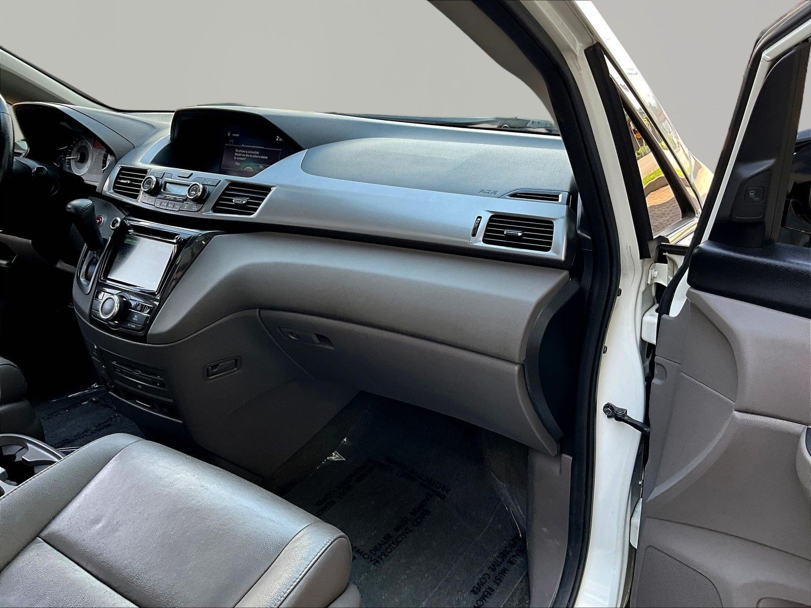 Used 2016 Honda Odyssey Touring Elite image 27